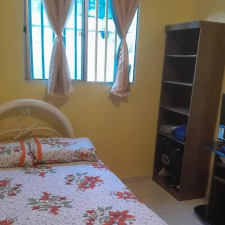 Quarto Em Casa De Familia- Riacho Brasília Exterior photo